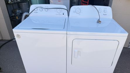 Whirlpool washer and Electric dryer