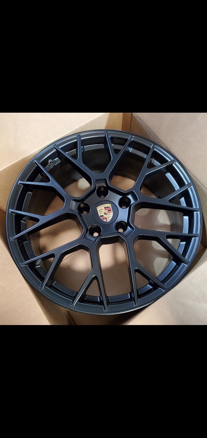 Porsche 911 992 RS Spyder OEM Wheels Rims Black