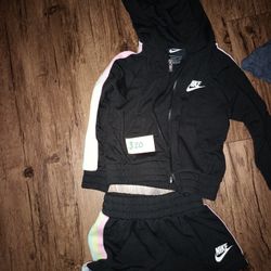 3T Nike Girls 2 Piece Shorts Set