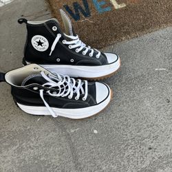 Converse NEW size 10 Women’s 