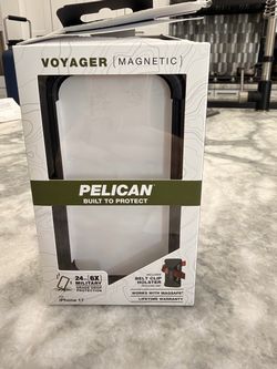 iPhone 17 Phone Case: Pelican with belt clip
