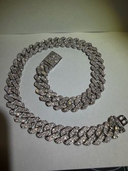 Moissanite Cuban Link Chain VVS1 Iced Out Necklace GRA Certified 22”