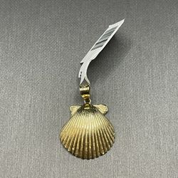 14k Sea Shell Pendant 