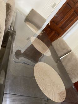 DINNING TABLE 6-8 seater