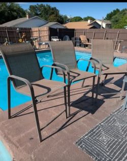 Bar-High patio chairs