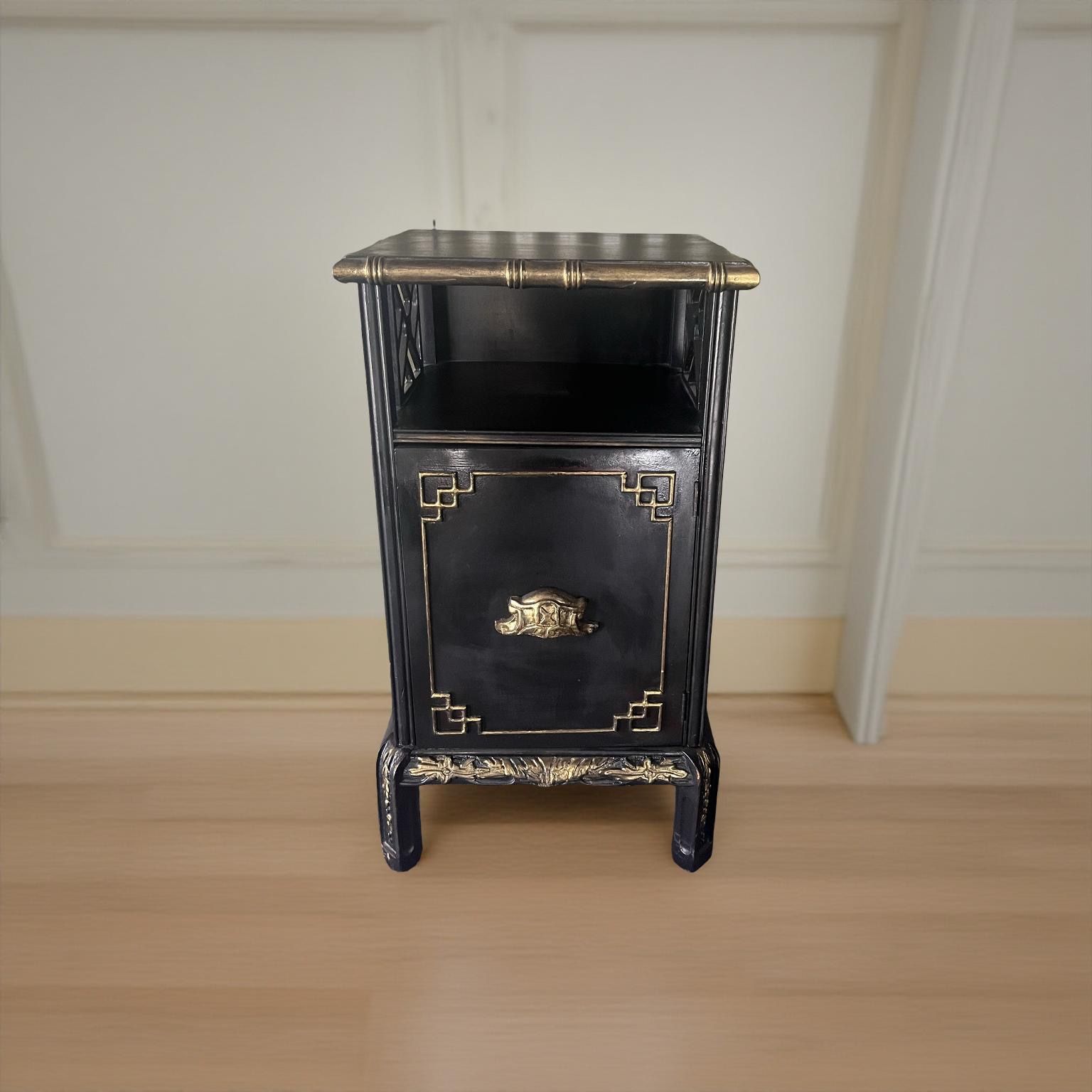 Mid 20th Century Asian-Inspired Black And Gold Side Table/Dresser