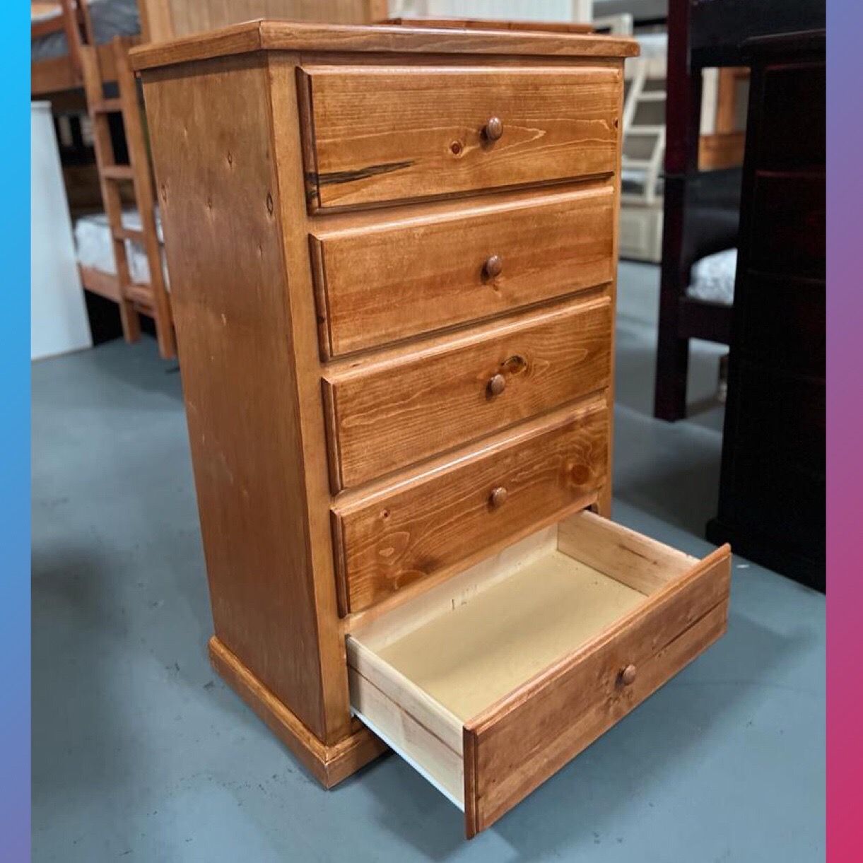 Dresser/ Five drawers dresser