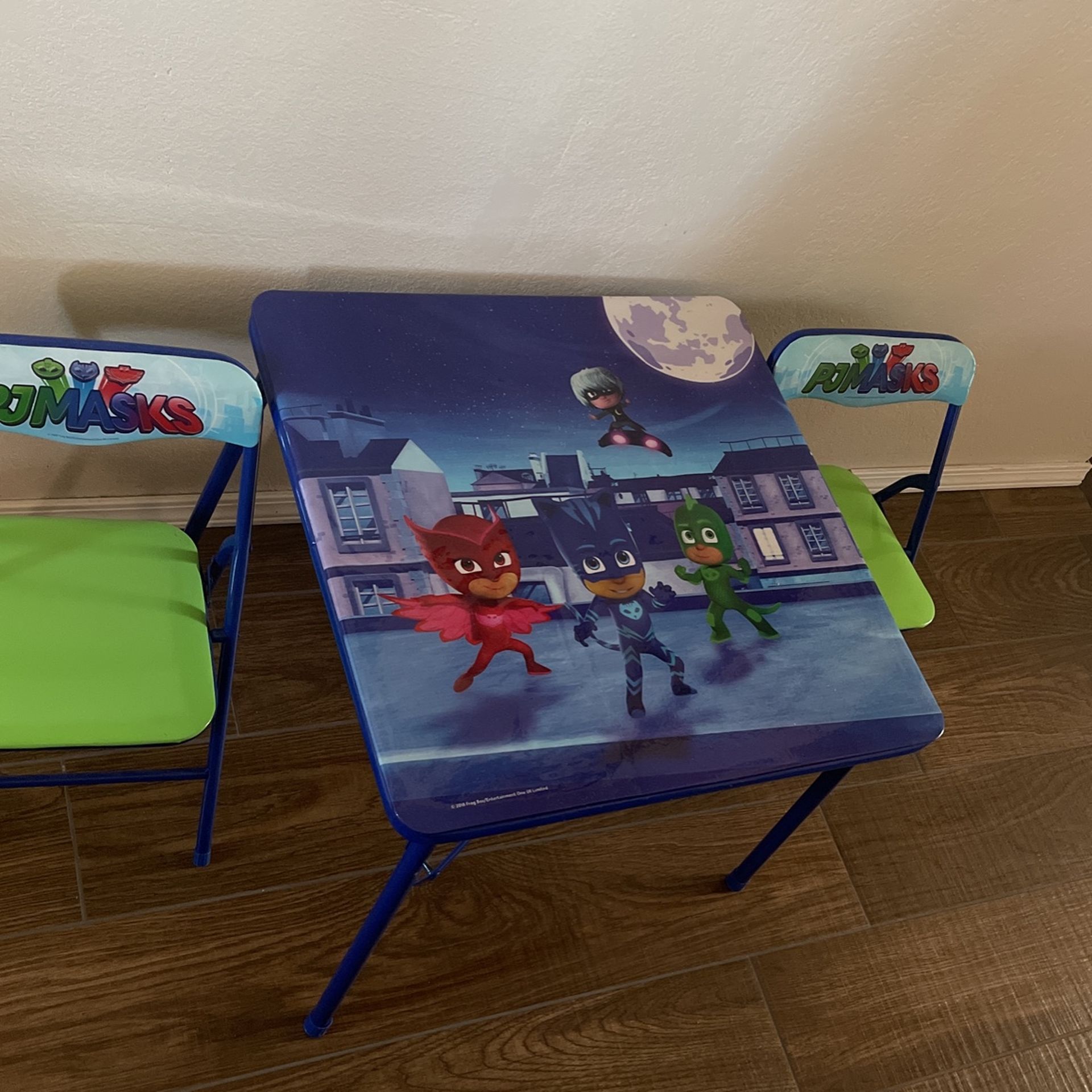 PJ Mask Kids Table With 2 Chairs 