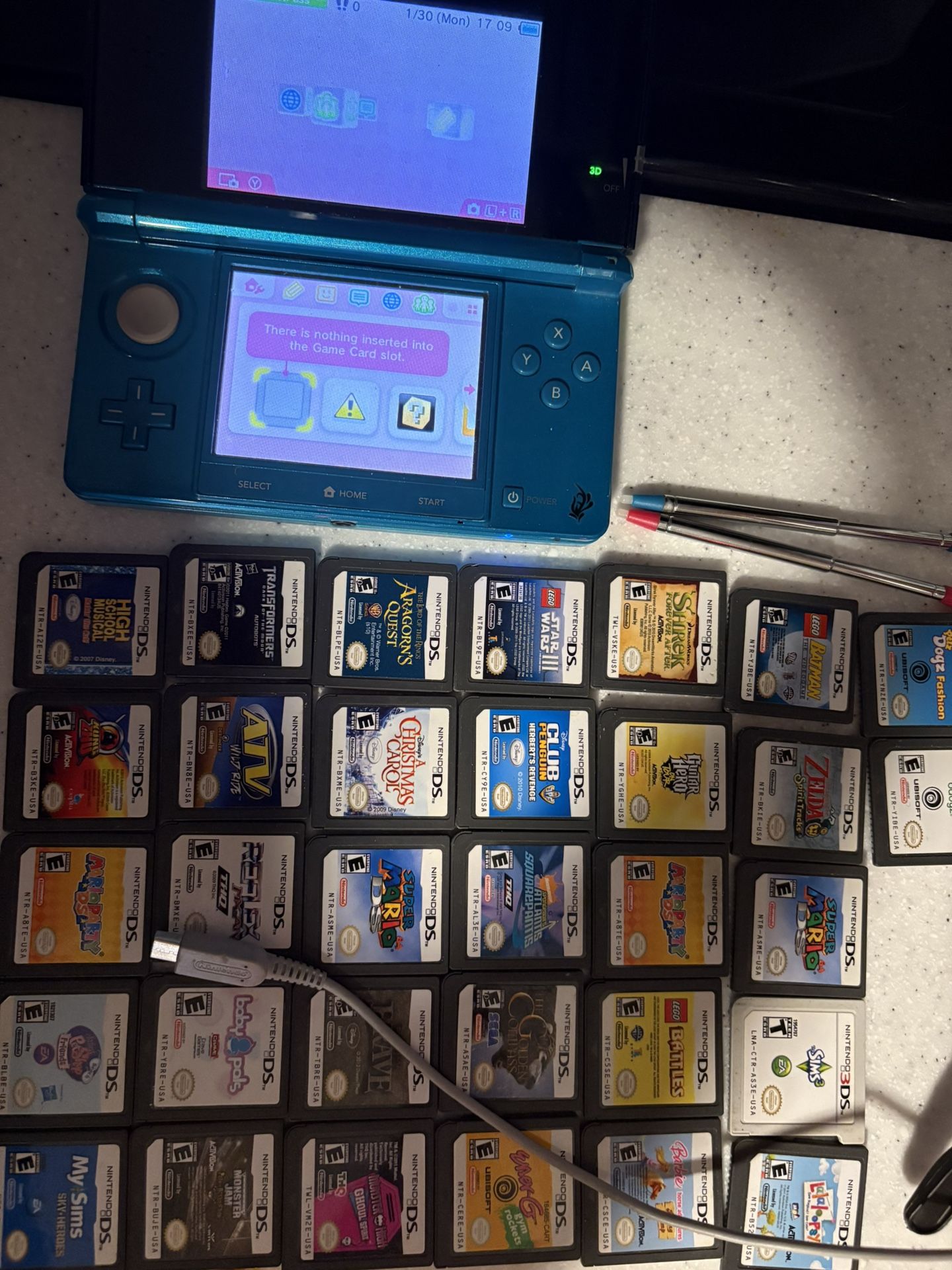 2011 3ds, Original Stylus, 32 Games
