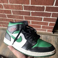 Jordan 1 Mid Pine Green Size 13