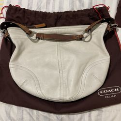 Authentic Coach Off White Medium Hobo Bag