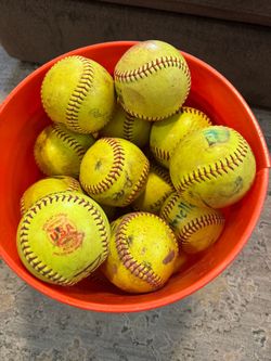10U Softballs