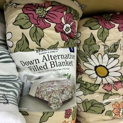 Berkshire Blanket & Home Co Down Alternative Filled Blanket