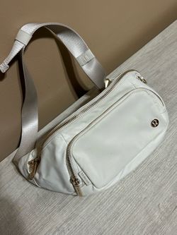 Lululemon Fanny Bag