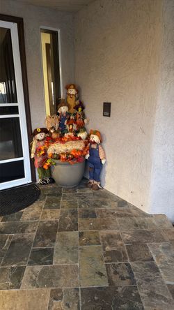 Fall Scarecrow Decoration Set with Pumpkins