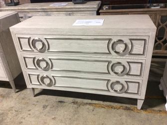 DOMAINE 3 DRAWER ACCENT CHEST