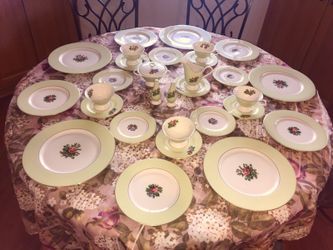 Fine China Fine Arts Romance Rose full 5 person set