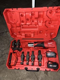 Milwaukee M18 Pro Press Tool