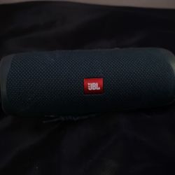JBL Flip 5