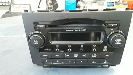 2007 to 2010 Honda CRV 6 compact disc changer MP3 WMA AM FM auxiliary