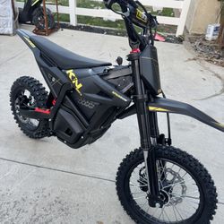 Electric Dirtbike 51mph 