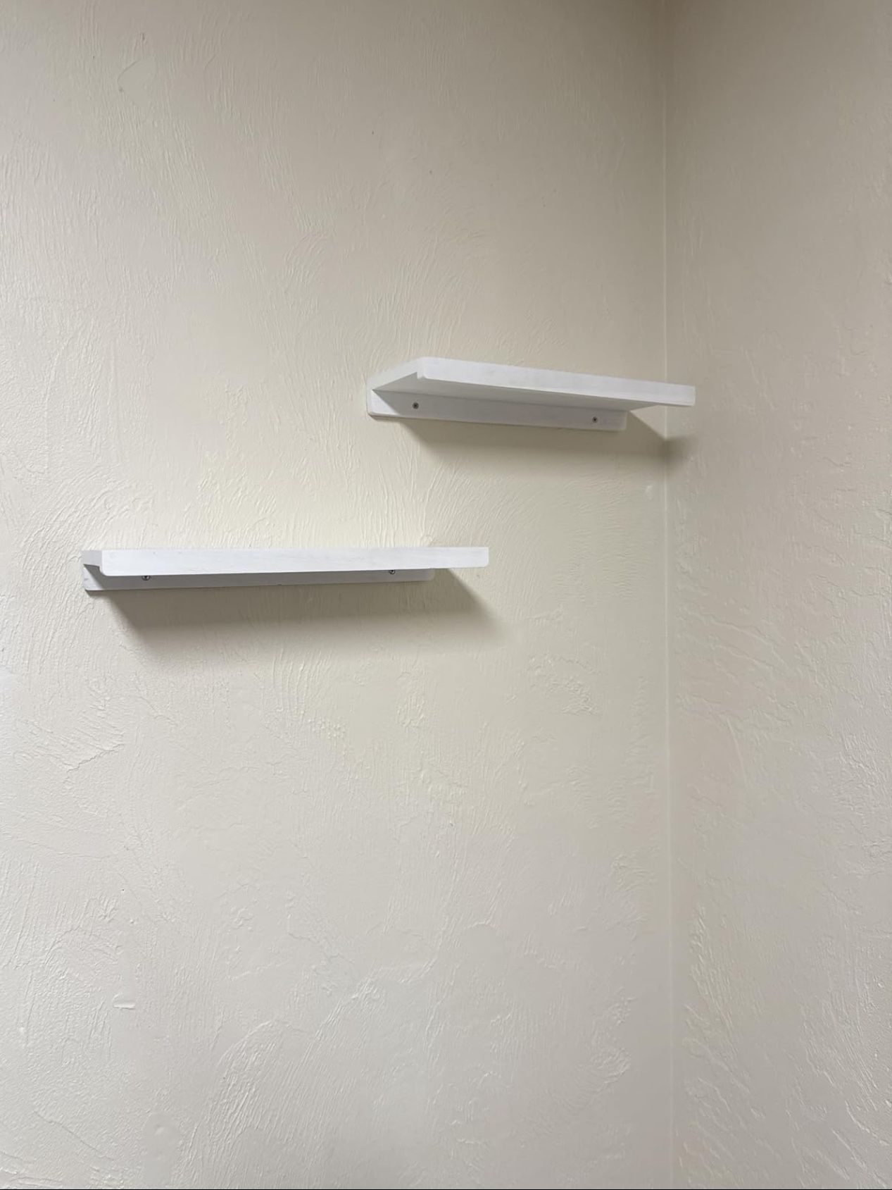 24 Inch Floating Shelves