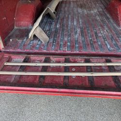 Squarebody Windshield and Rear Window Molding