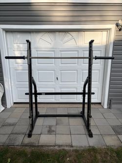 Everlast EVE-890 Smith Machine / Squat Rack – Very Good Condition