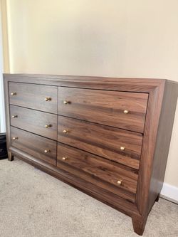 6 drawer Dresser