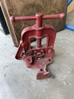 Vintage Pipe Vise