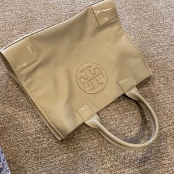Tory Burch Tote Beige Color Bag