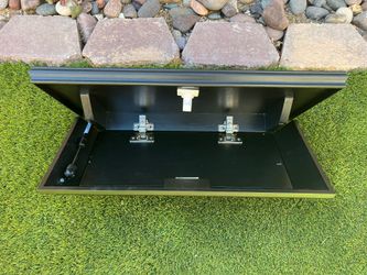 Floating Concealment Shelf