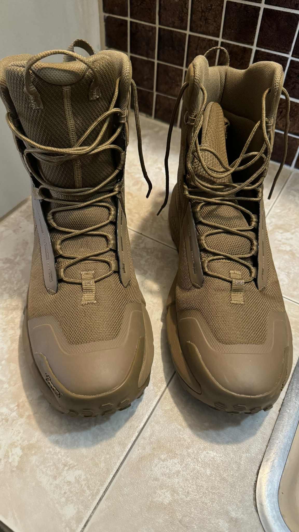 Under Armor Boots 11