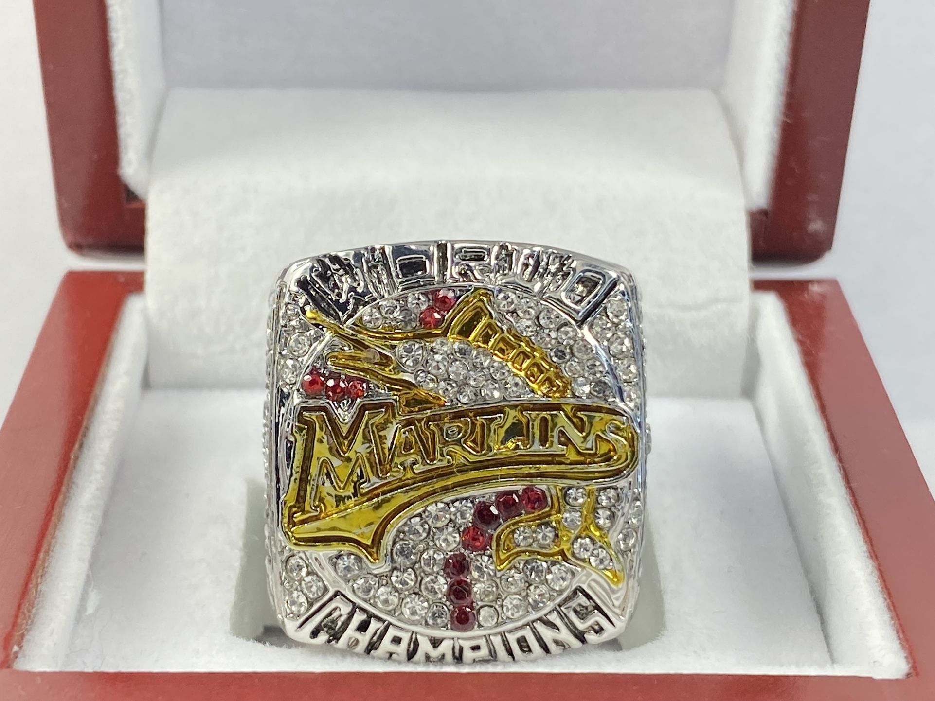 Florida Marlins Championship Ring - 2003 World Series Ring - Josh Beckett - Box