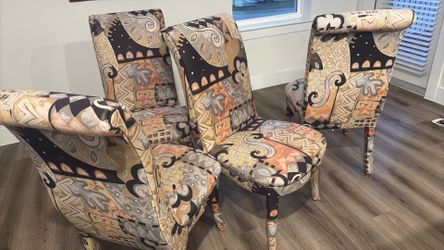 4 Dining room chairs