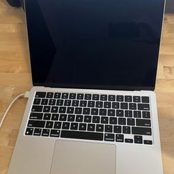 MacBook Air M2 16GB 512GB