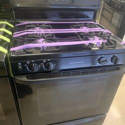 GE Gas Stove In Black Working Perfectly 4 Months Warranty 
