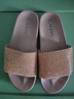 Women's bedazzled slide on