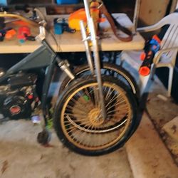 Predator 212 Schwinn Chopper Bicycle Frame Build