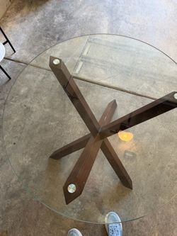 Glass breakfast table