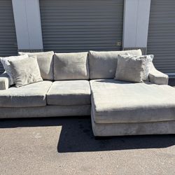 Sectional Couch 