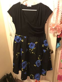Black and blue dress - L