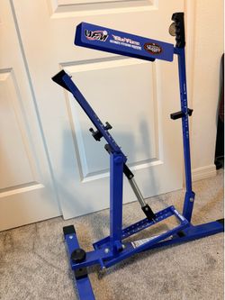 Pitching baseball machine
