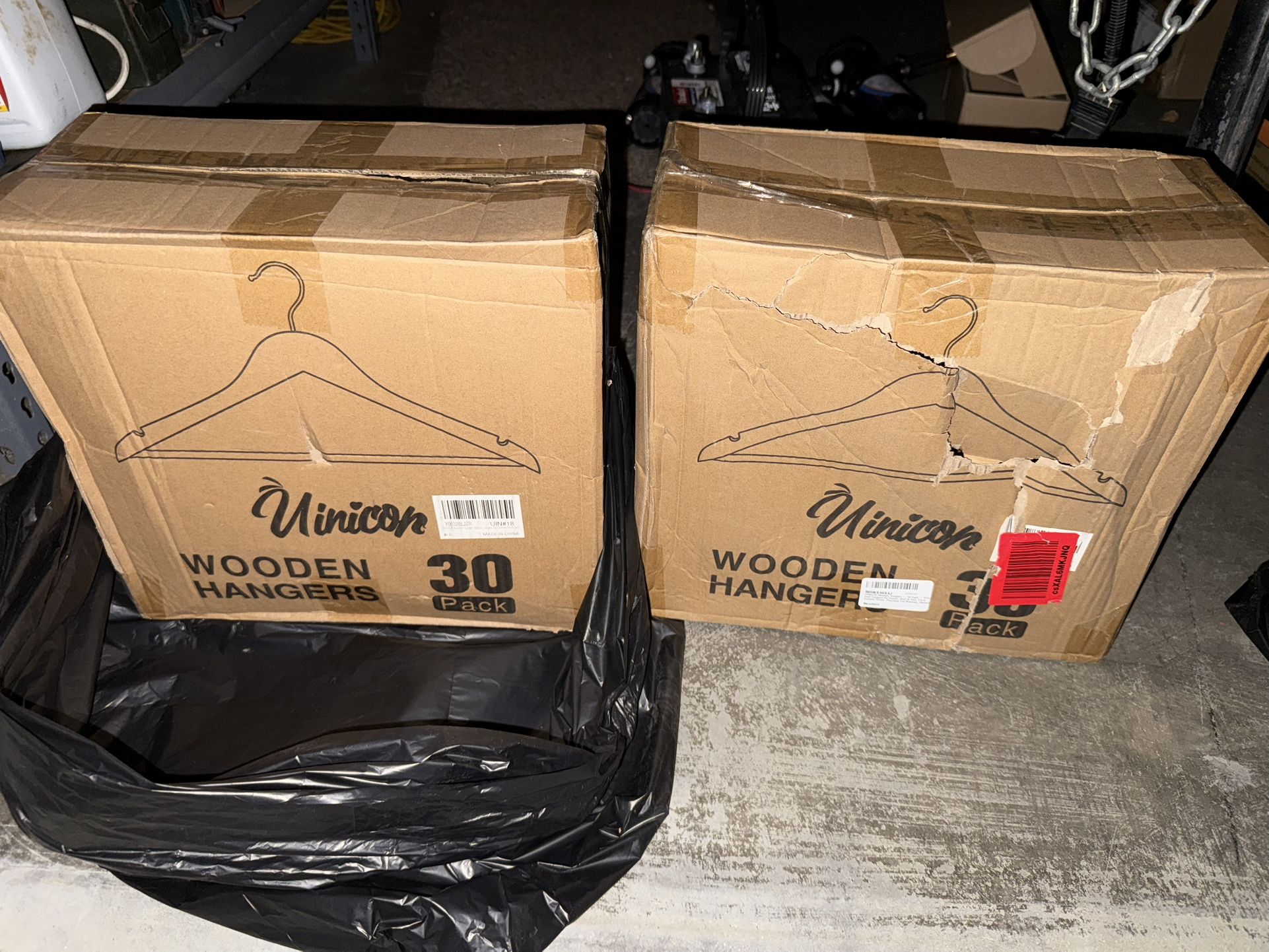 60 Pcs Wooden Hangers