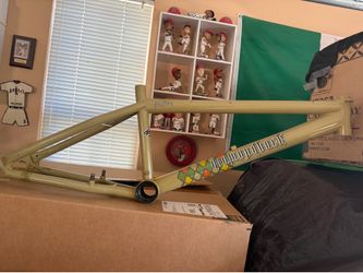 Diamondback BMX frame, likely from the mid-to-late 1990s or early 2000s based on the stylized logo
