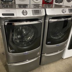 MAYTAG COMMERCIAL QUALITY XL CAPACITY WASHER & DRYER SET w/FREE PEDESTALS WARRANTY
