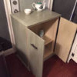 Vintage cabinet