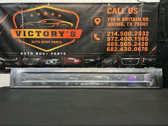 FORD F250/350 PLATINUM 2020-2022 TAILGATE APPLIQUE OEM