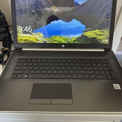 17 Inch HP Laptop With Touchscreen And Dvd Drive