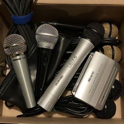Box Of Microphones - 7 Total